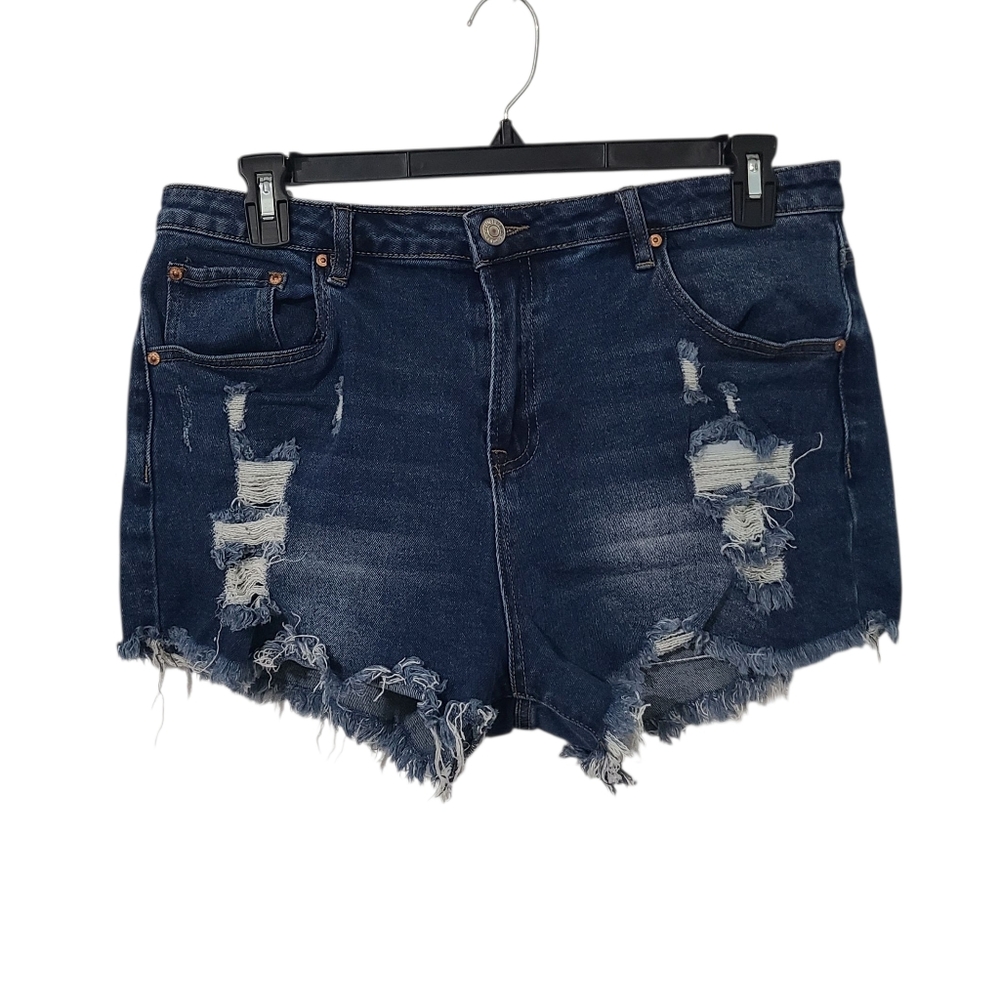 Distressed Denim Shorts - Picture 4 of 4